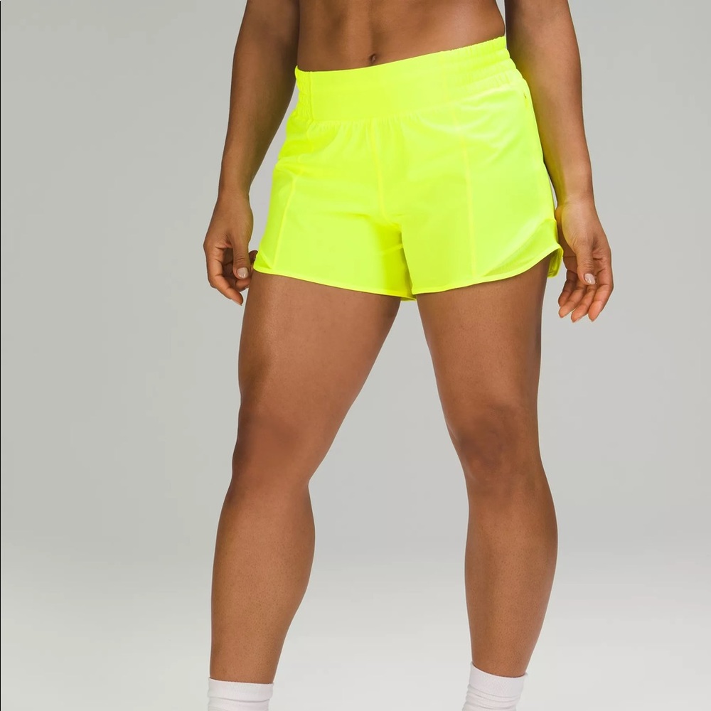 SOLD ON DEPOP Lululemon Hotty Hot HR Short *Long 4" -
Highlight Yellow